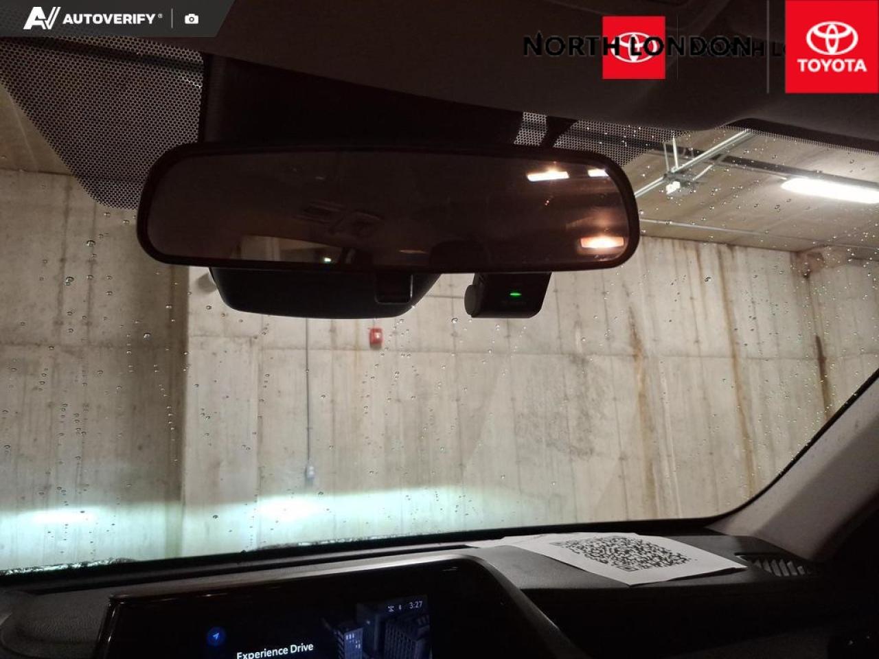 2023 Toyota Highlander Hybrid LE 4dr All-Wheel Drive Photo