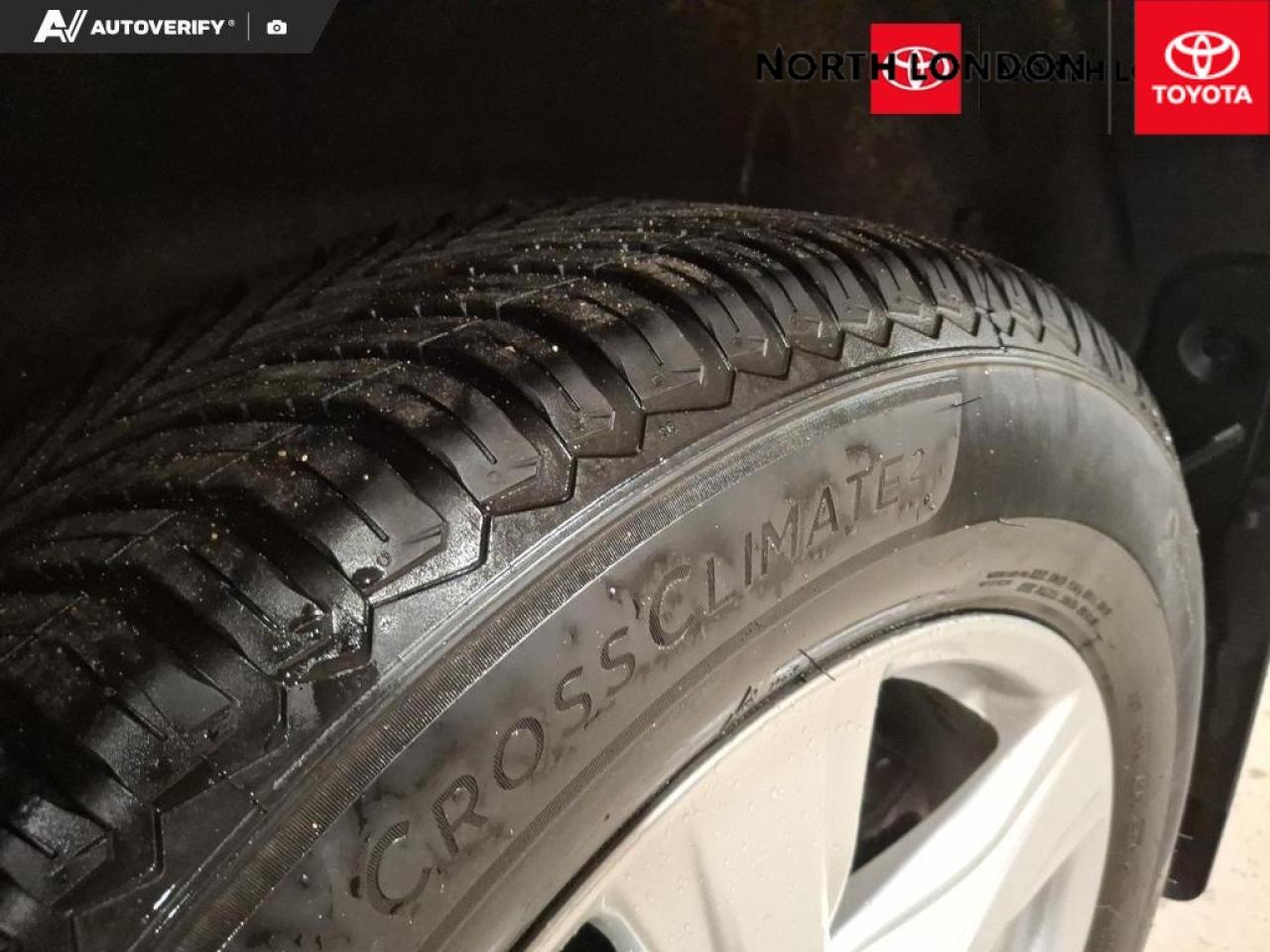 2023 Toyota Highlander Hybrid LE 4dr All-Wheel Drive Photo