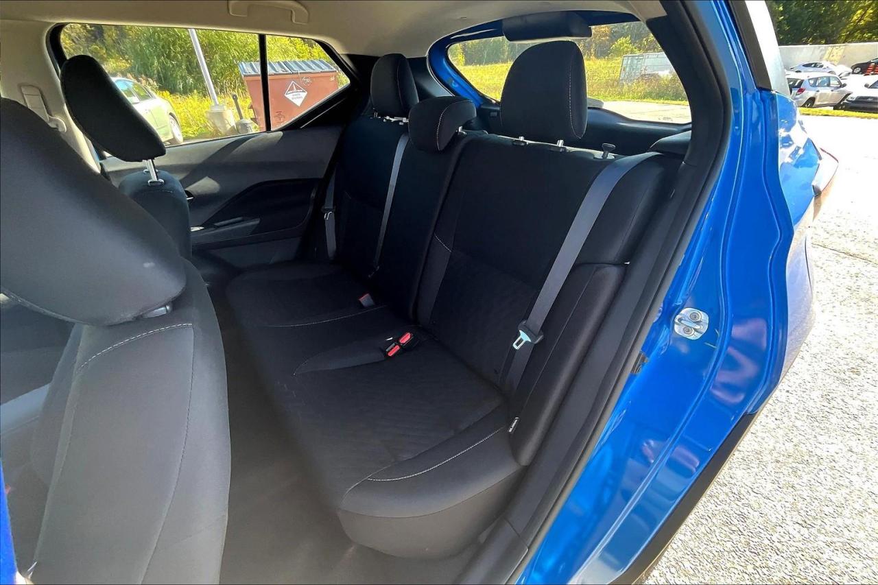 2025 Nissan Kicks Play SV 4dr Front-Wheel Drive Photo