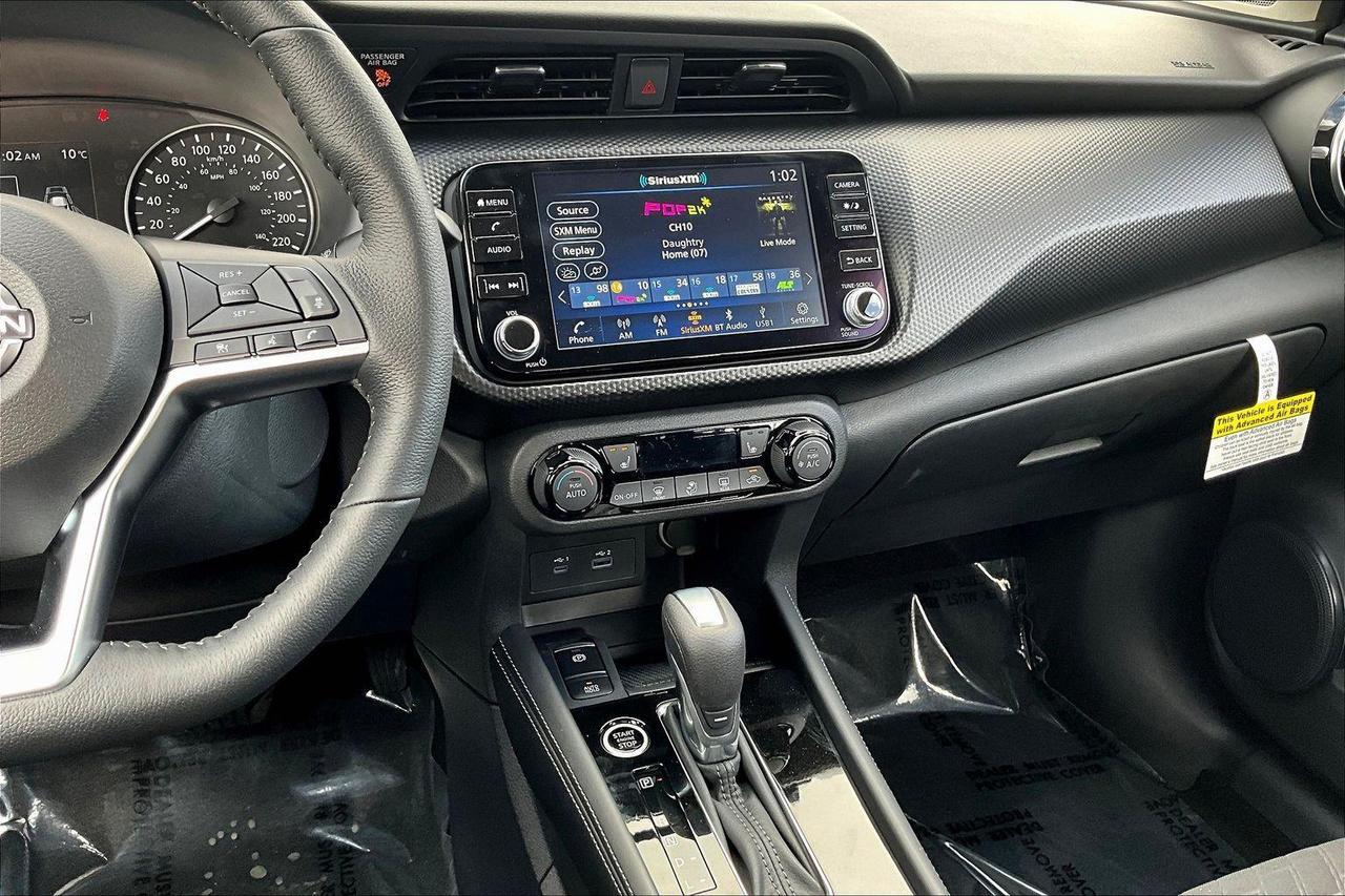 2025 Nissan Kicks Play SV 4dr Front-Wheel Drive Photo