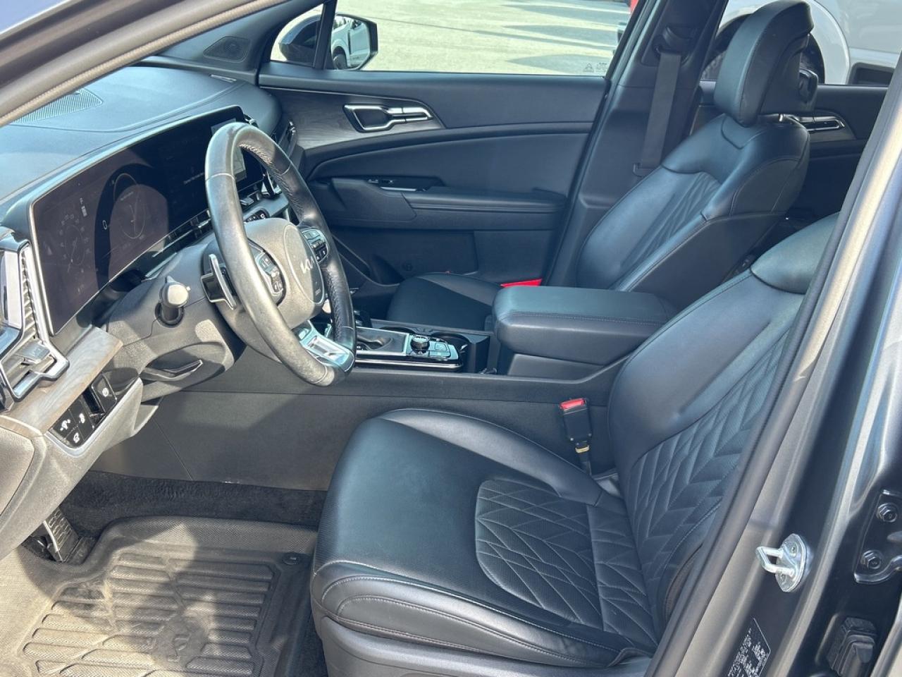 2023 Kia Sportage X-Line Limited w/Black Interior 4dr All-Wheel Drive Photo