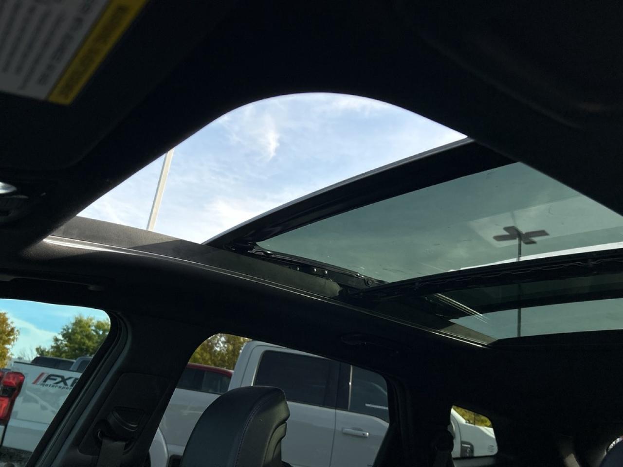 2023 Kia Sportage X-Line Limited w/Black Interior 4dr All-Wheel Drive Photo