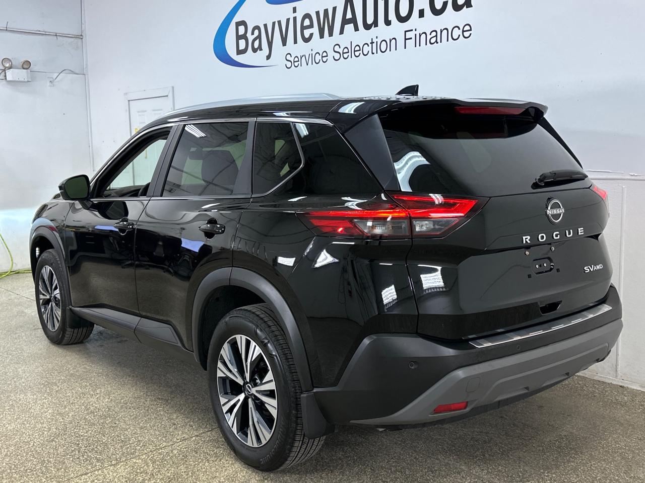 2023 Nissan Rogue SV Moonroof 4dr All-Wheel Drive Sport Utility Photo4