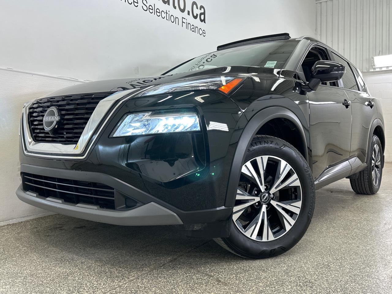 2023 Nissan Rogue SV Moonroof 4dr All-Wheel Drive Sport Utility Photo2