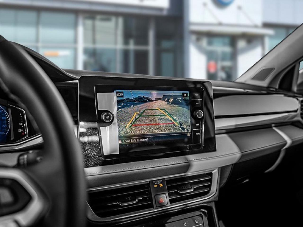 2025 Volkswagen Taos Highline Photo