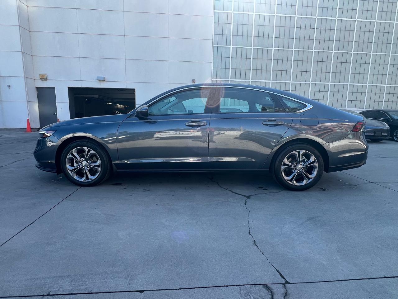 2024 Honda Accord EX 4DR SEDAN Photo