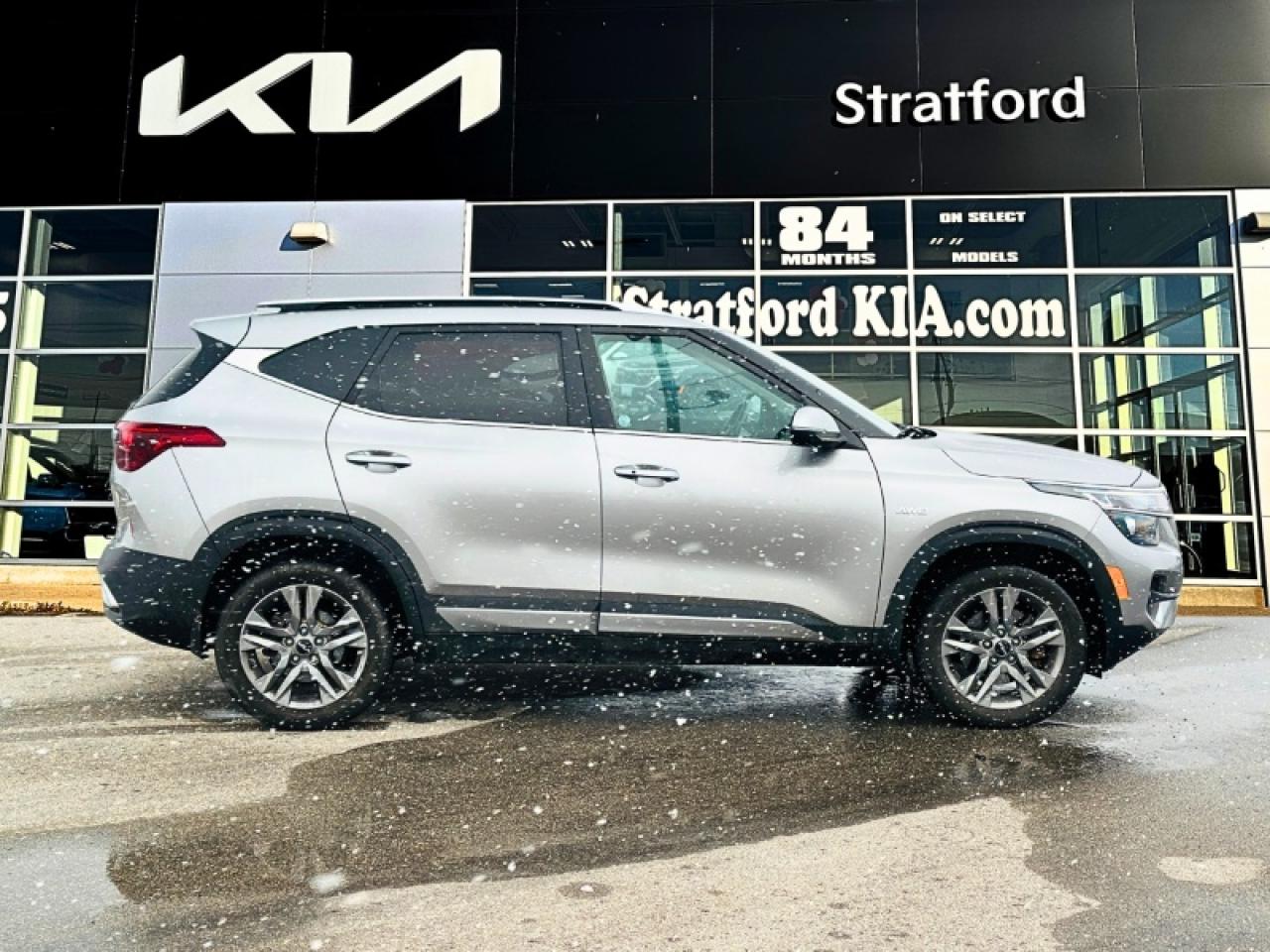 2022 Kia Seltos EX Photo4