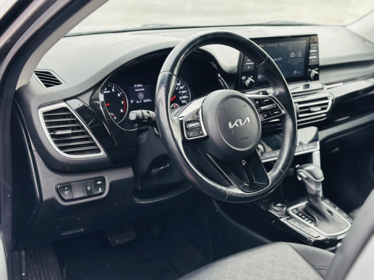 2022 Kia Seltos EX Photo