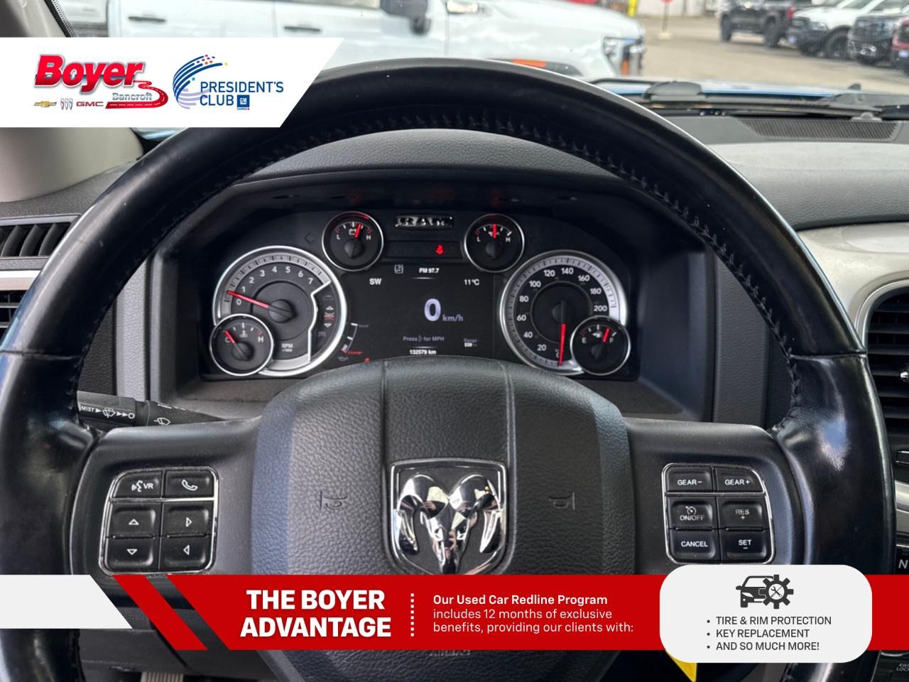 2020 RAM 1500 Classic WARLOCK 4X4 CREW CAB 5'7" BOX Photo