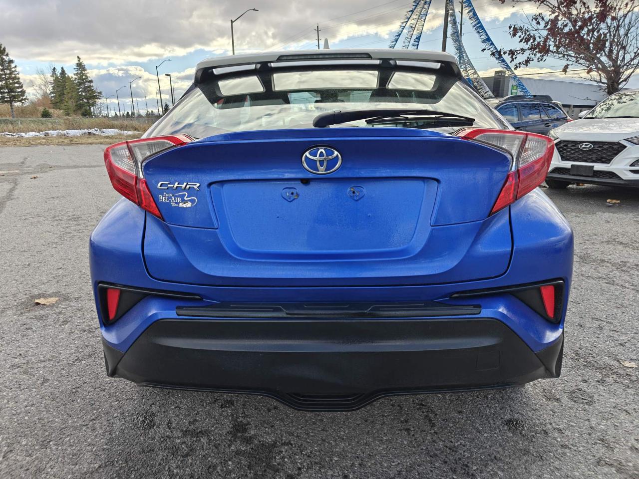 2018 Toyota C-HR XLE 4dr Front-Wheel Drive Sport Utility Photo
