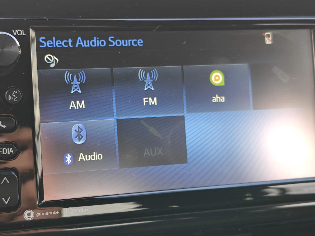 2018 Toyota C-HR XLE 4dr Front-Wheel Drive Sport Utility Photo