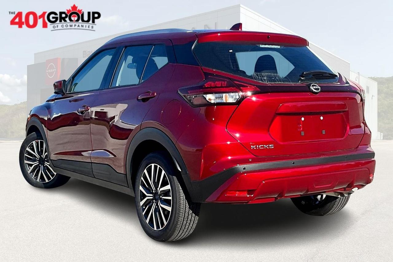 2025 Nissan Kicks Play SV 4dr Front-Wheel Drive Photo2