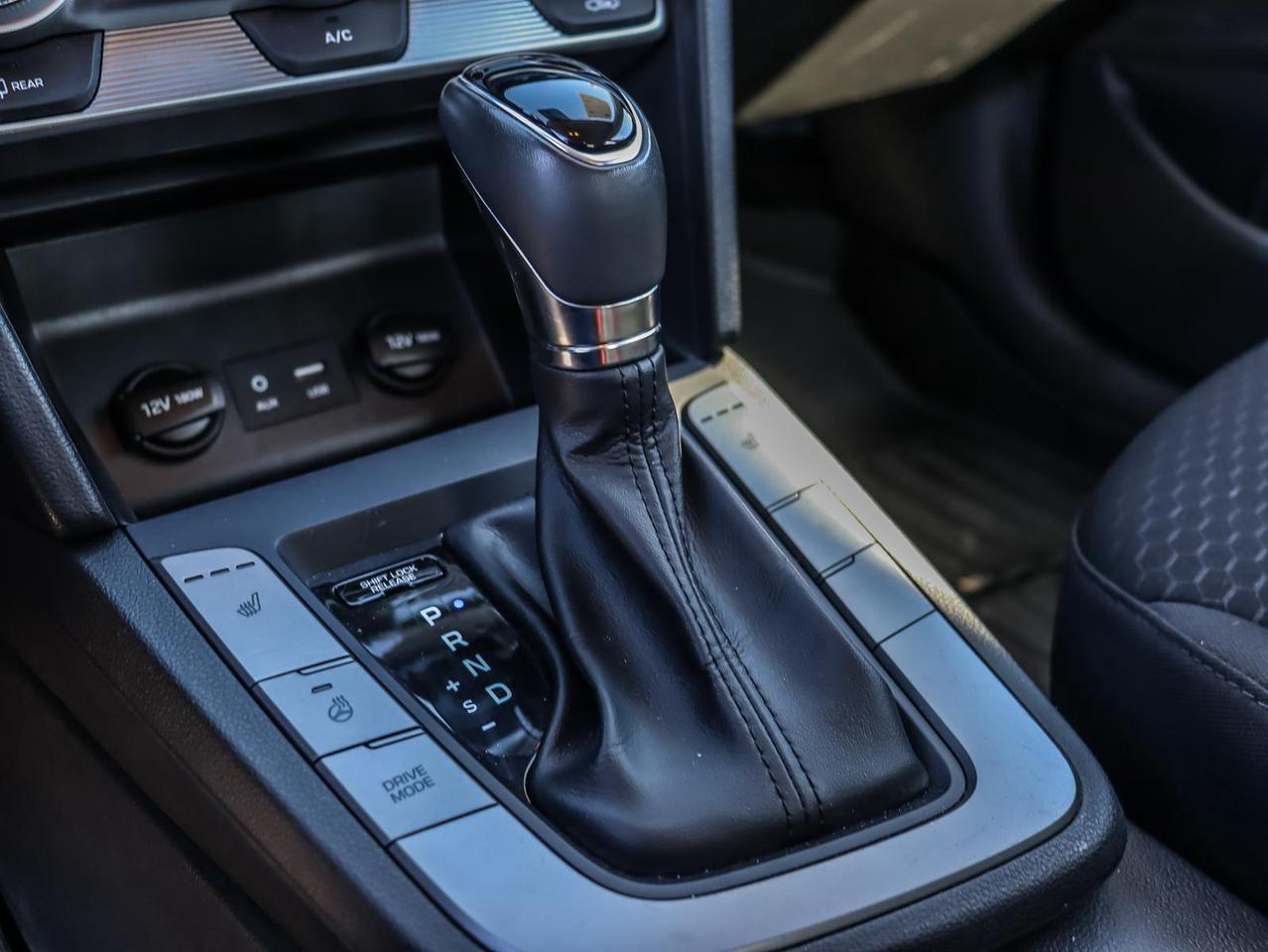 2020 Hyundai Elantra PREFERRED 4DR SEDAN Photo