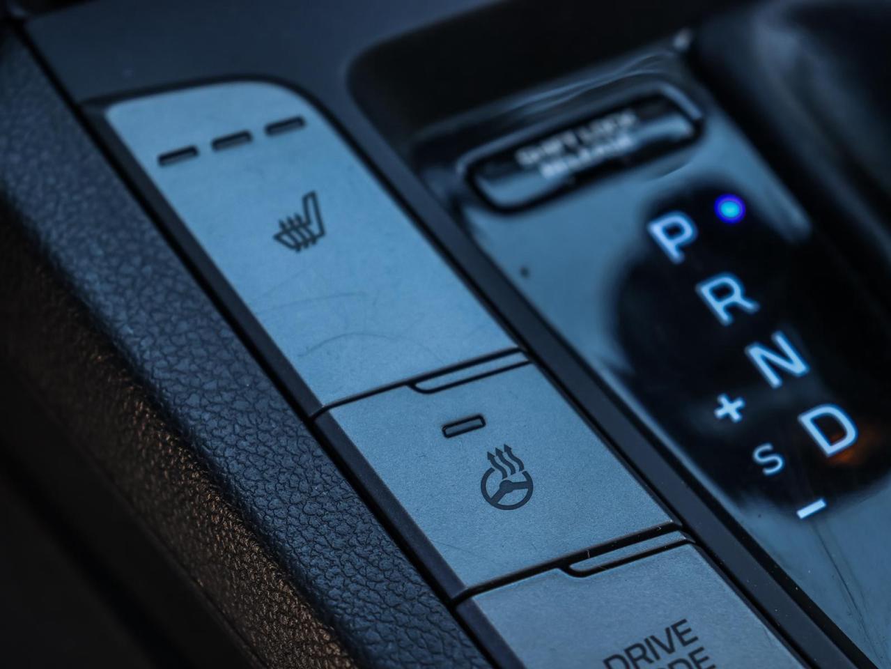 2020 Hyundai Elantra PREFERRED 4DR SEDAN Photo