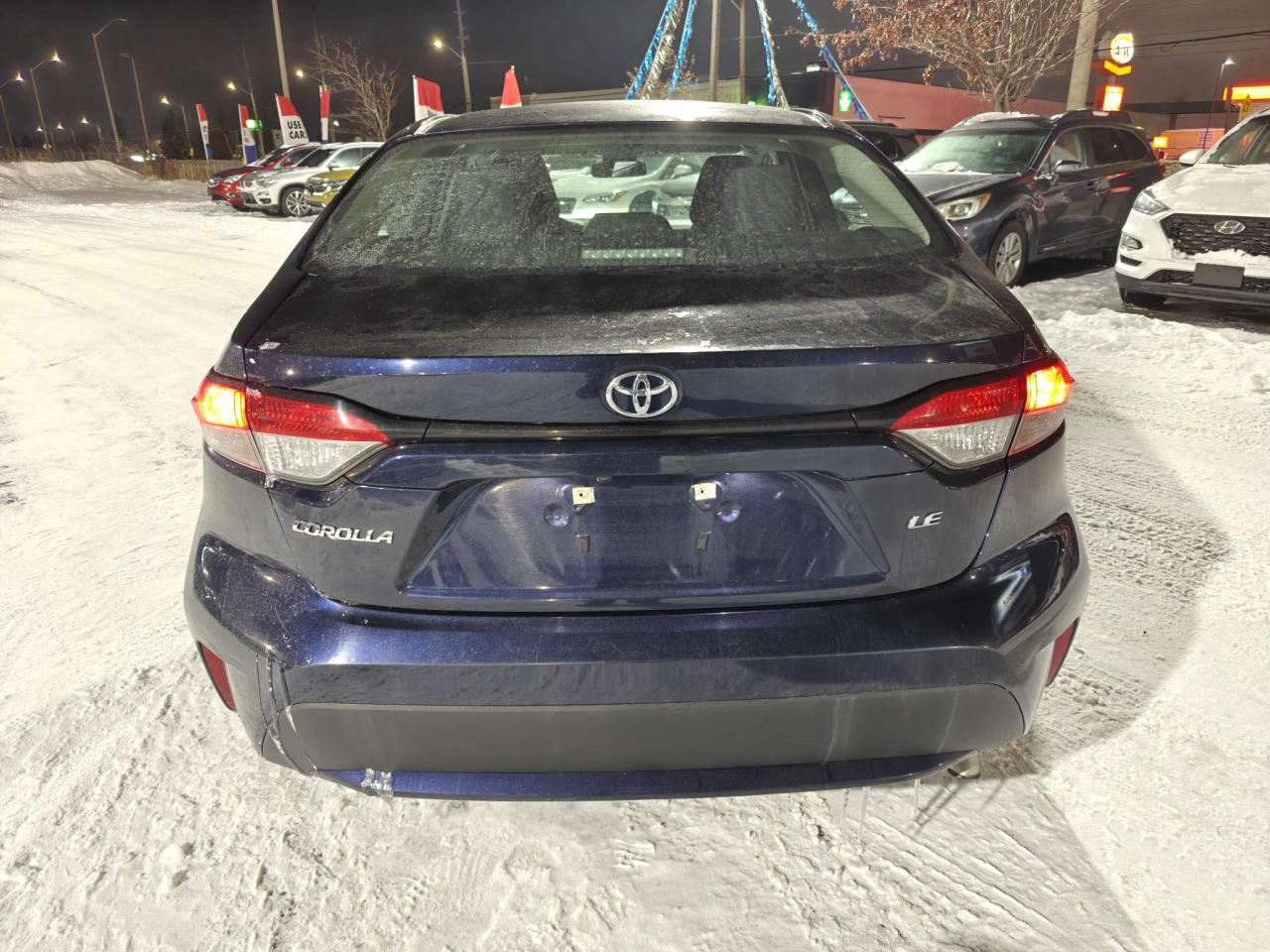2022 Toyota Corolla LE 4DR SEDAN Photo3