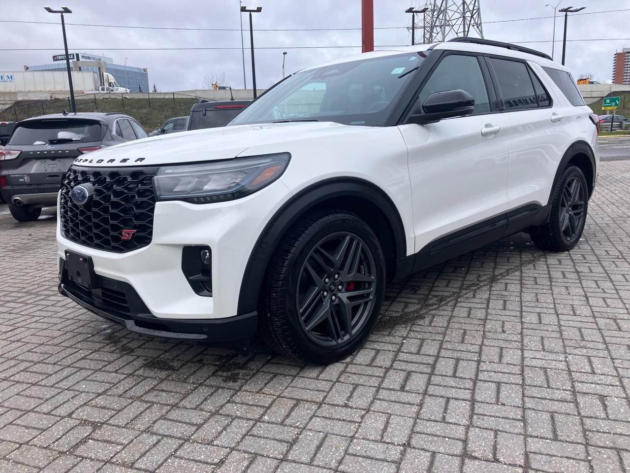 2025 Ford Explorer ST 4dr 4x4 Photo0