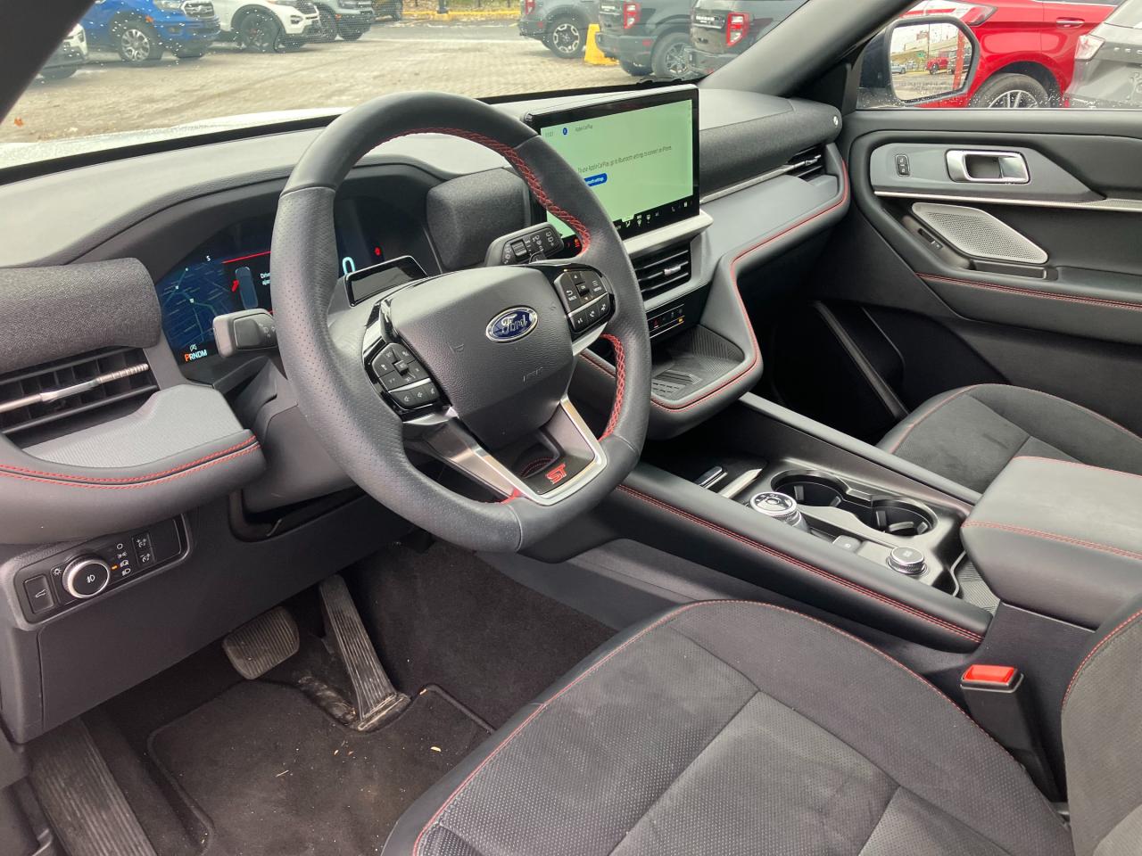 2025 Ford Explorer ST 4dr 4x4 Photo