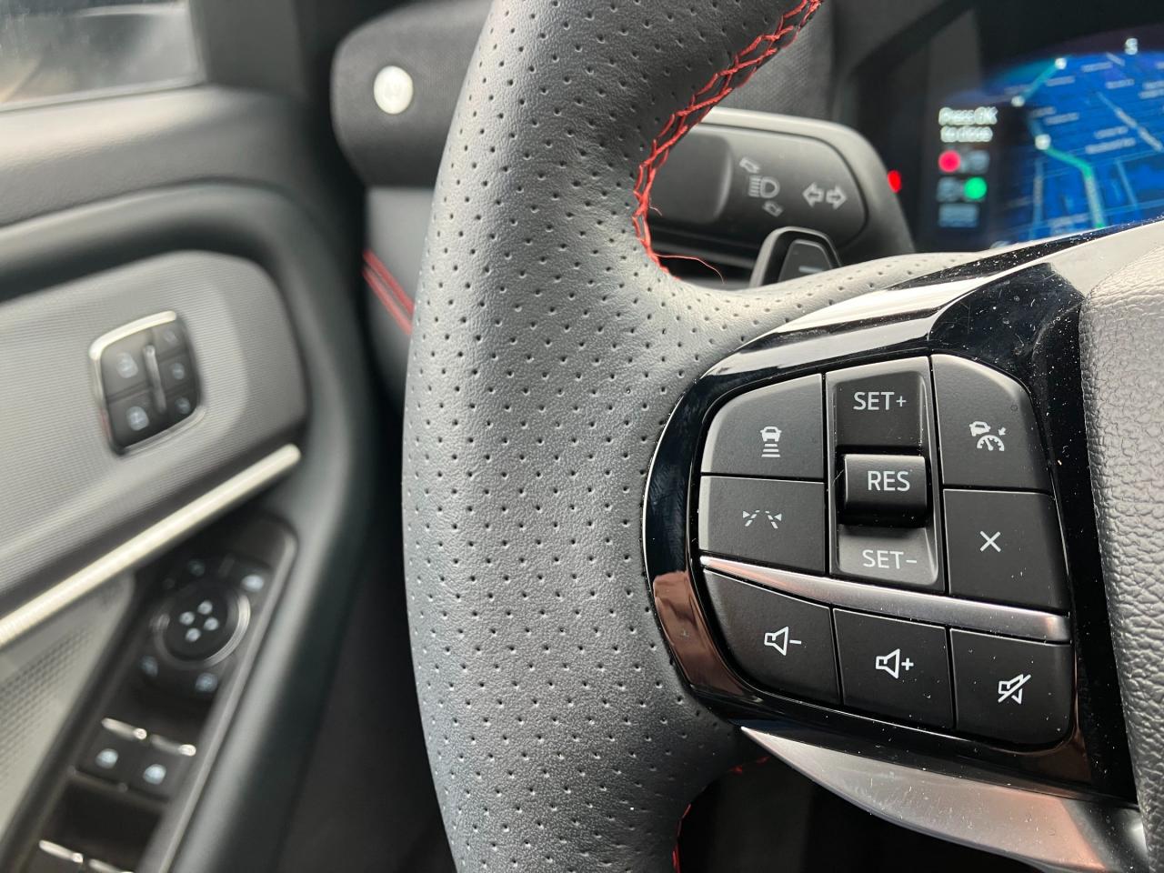 2025 Ford Explorer ST 4dr 4x4 Photo