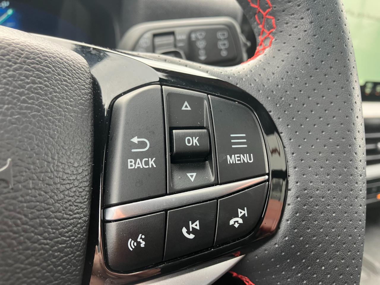 2025 Ford Explorer ST 4dr 4x4 Photo