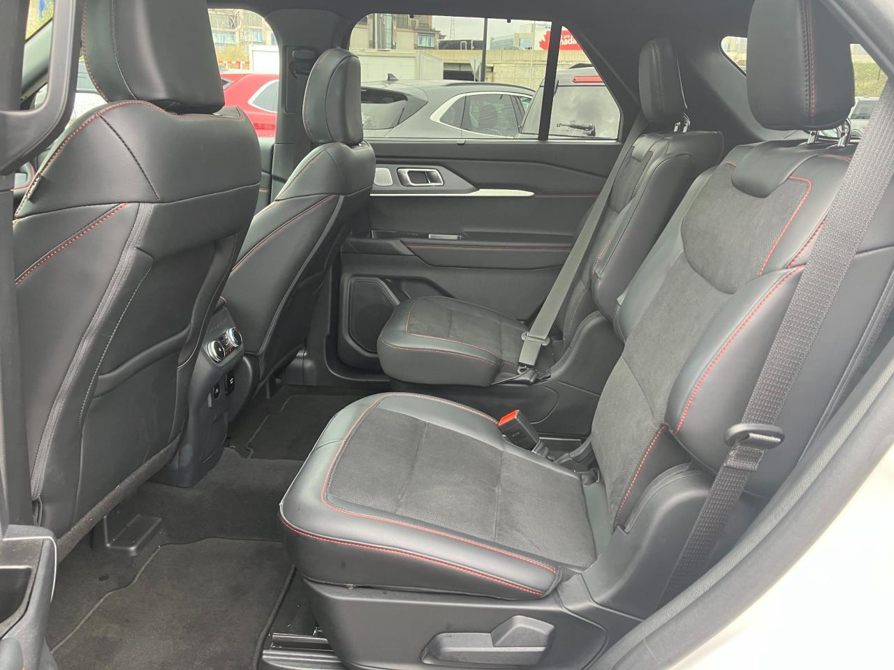 2025 Ford Explorer ST 4dr 4x4 Photo