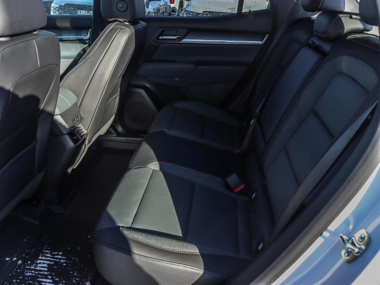 2026 GMC Terrain AWD AT4 Photo