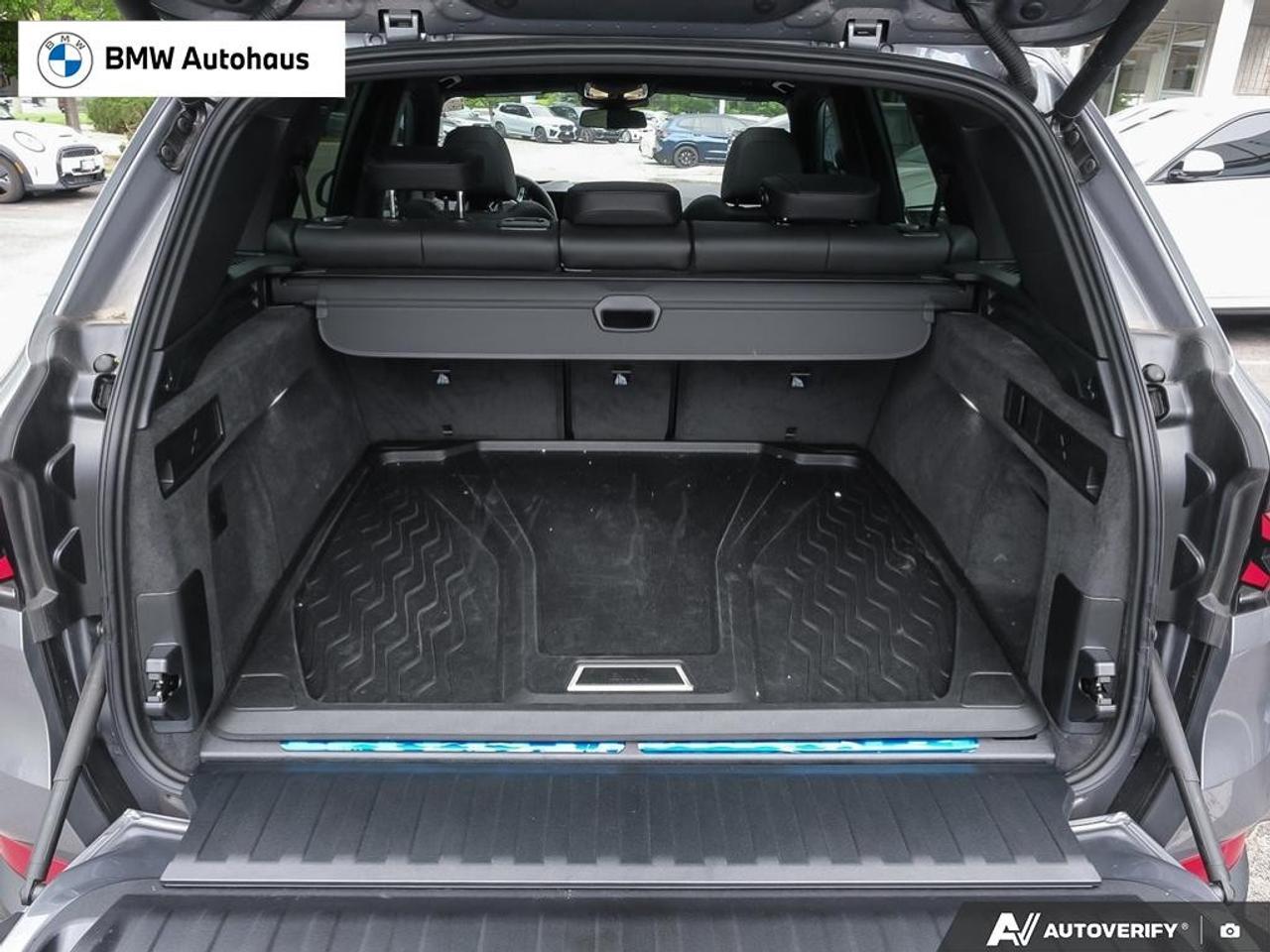 2026 BMW X5 X5 xDrive50e Plug-In Hybrid Photo