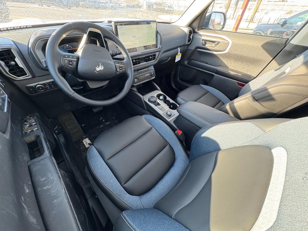 2025 Ford Bronco Sport Outer Banks 4dr 4x4 Photo