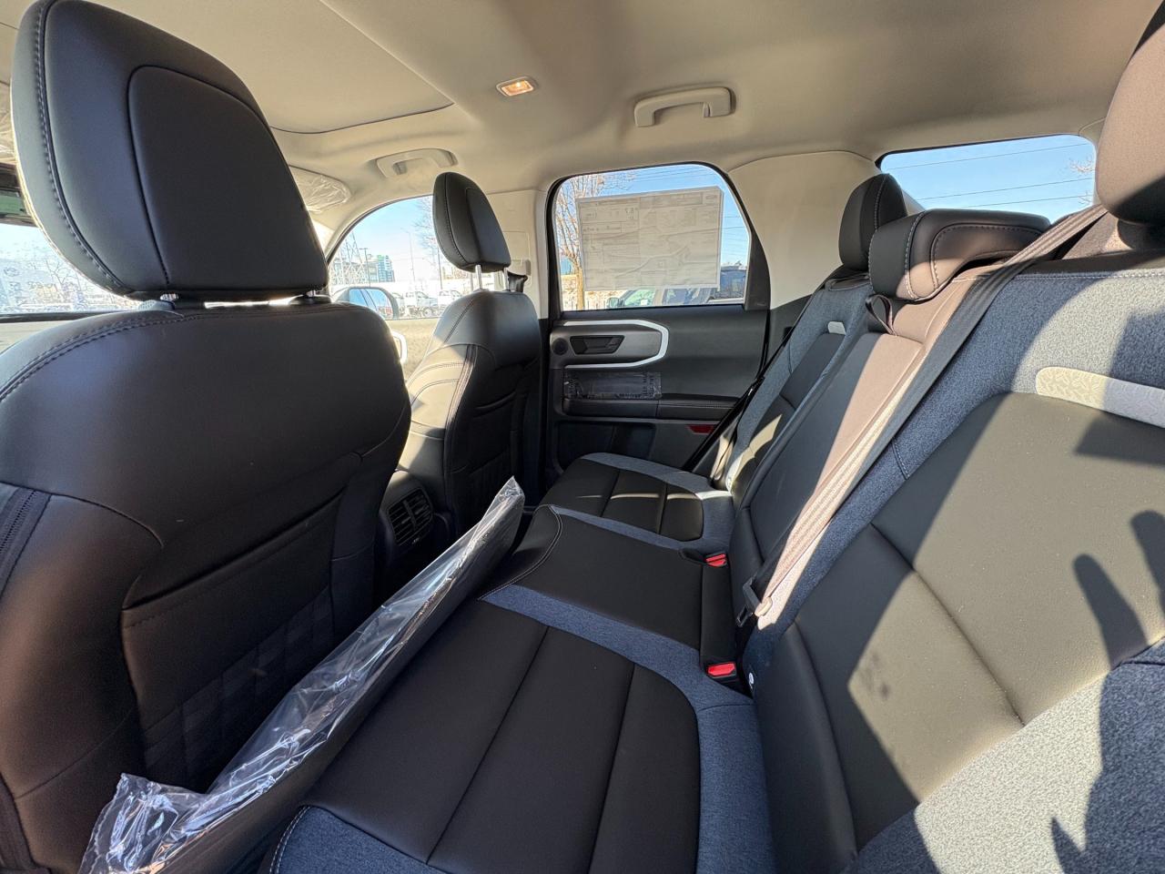 2025 Ford Bronco Sport Outer Banks 4dr 4x4 Photo