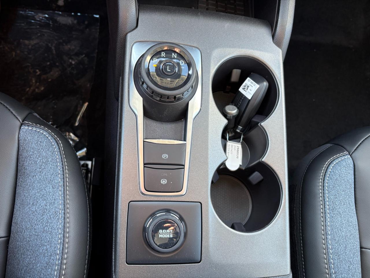 2025 Ford Bronco Sport Outer Banks 4dr 4x4 Photo