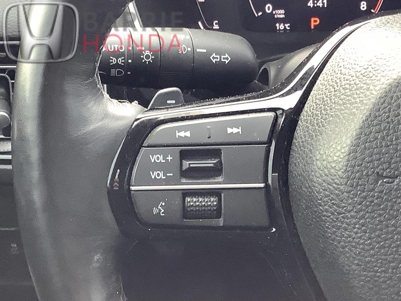 2024 Honda Civic Touring 4dr Sedan Photo