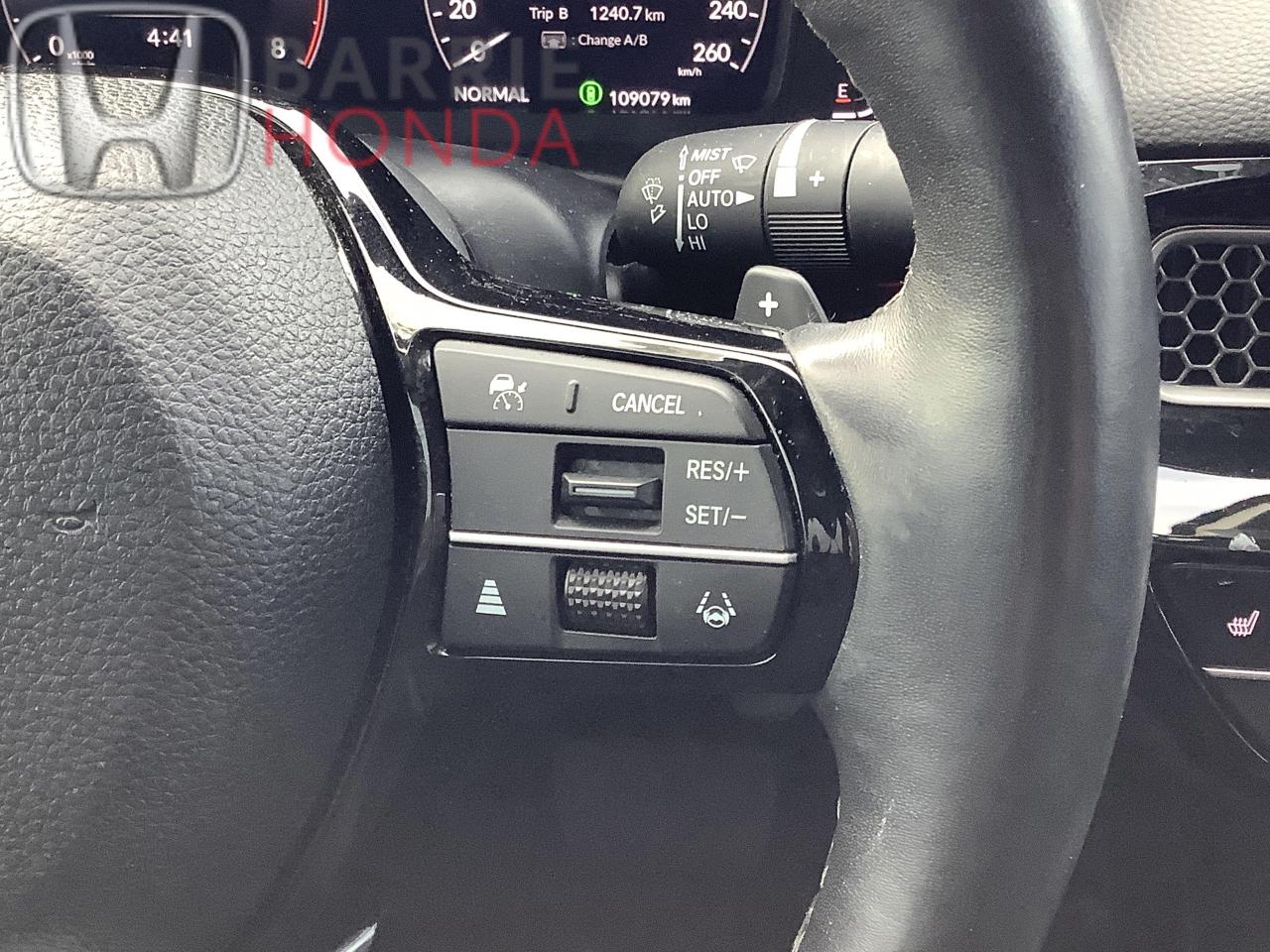 2024 Honda Civic Touring 4dr Sedan Photo