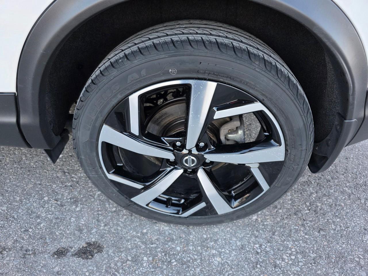 2023 Nissan Qashqai SL 4dr All-wheel Drive Photo