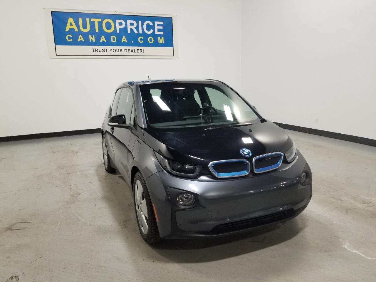 2017 BMW i3 Base w/Range Extender 4dr Rear-Wheel Drive Hatchback Photo0