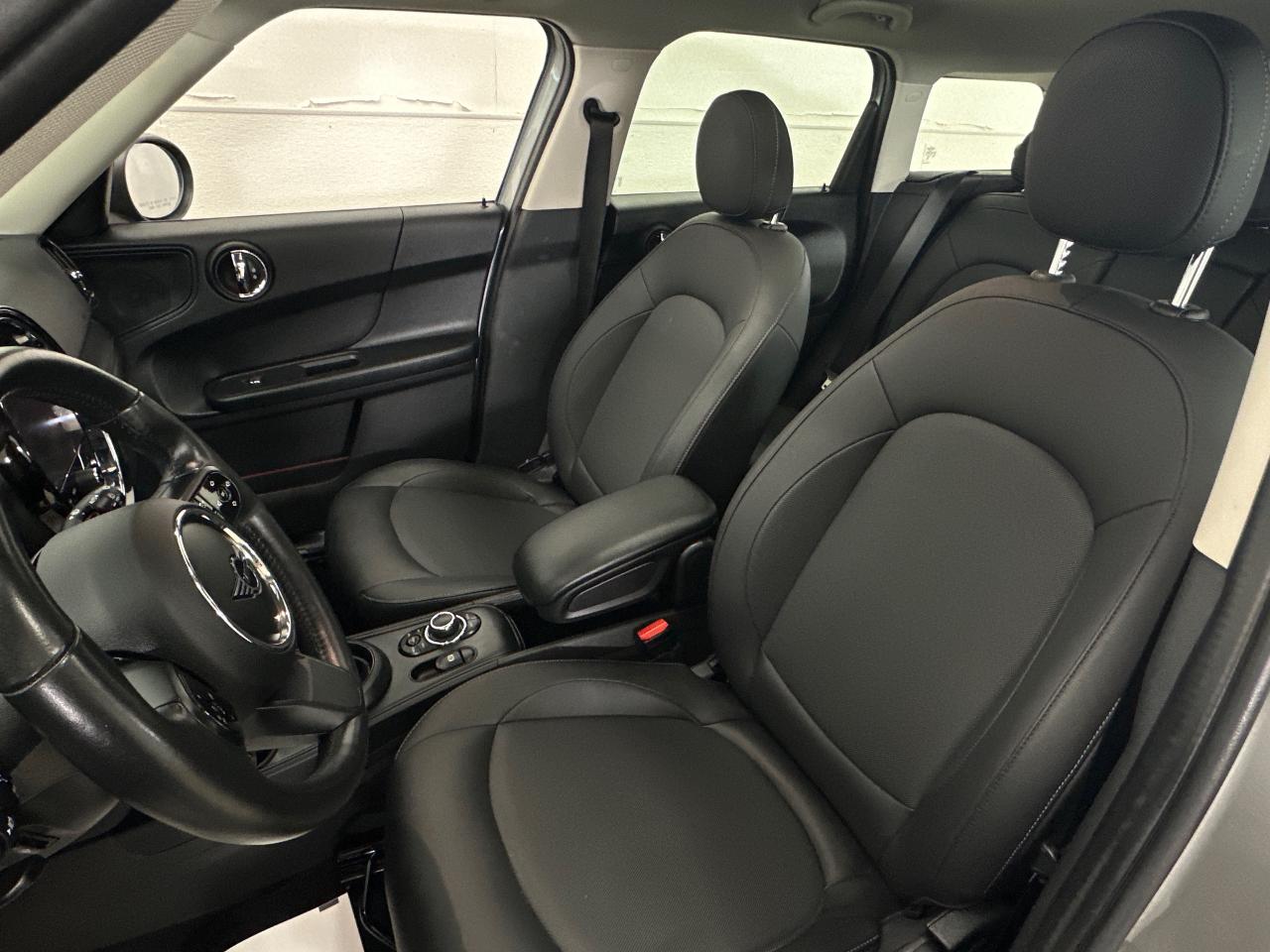 2024 MINI Countryman Cooper 4dr All-Wheel Drive ALL4 Sport Utility Photo