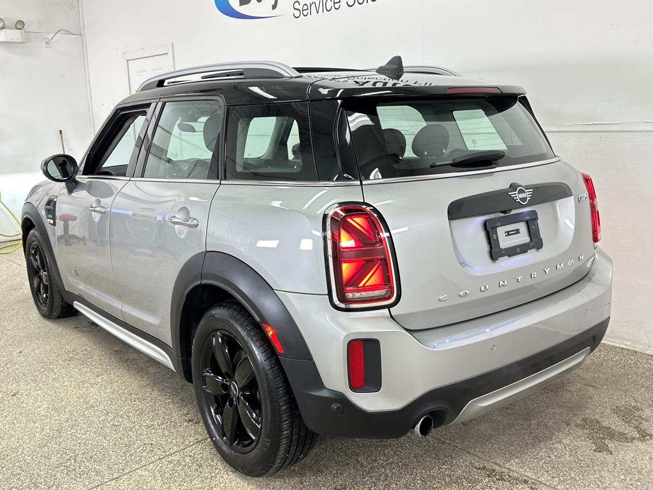 2024 MINI Countryman Cooper 4dr All-Wheel Drive ALL4 Sport Utility Photo