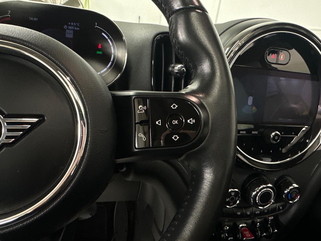 2024 MINI Countryman Cooper 4dr All-Wheel Drive ALL4 Sport Utility Photo