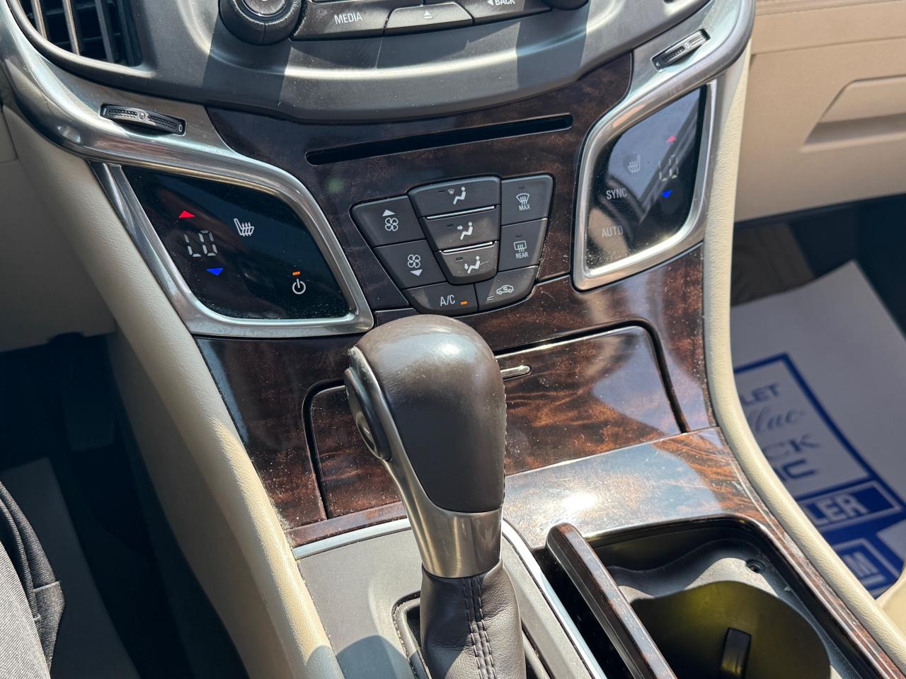 2015 Buick LaCrosse Leather 4dr Front-Wheel Drive Sedan Photo