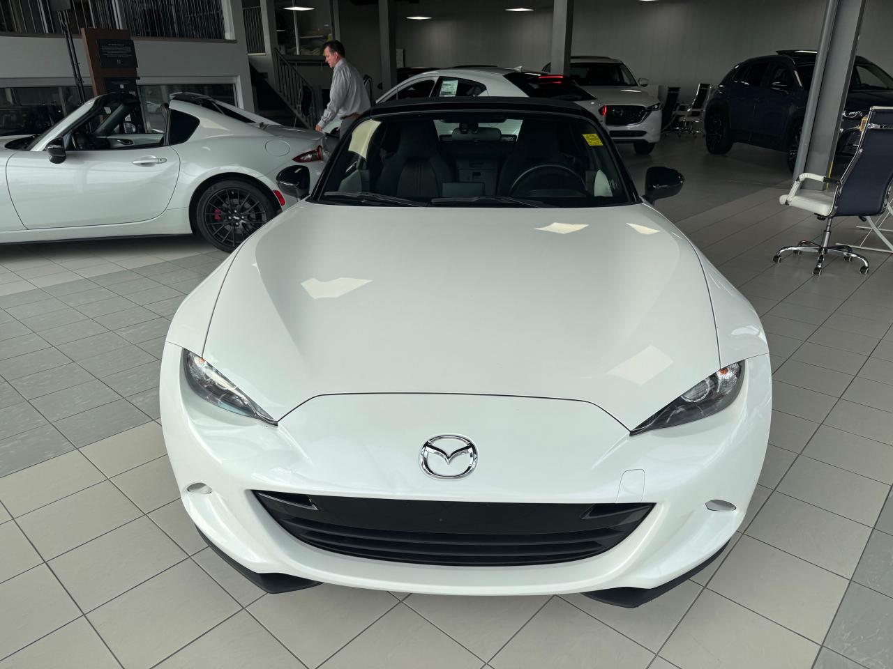 2018 Mazda MX-5 GS (M6) 2dr Convertible Photo