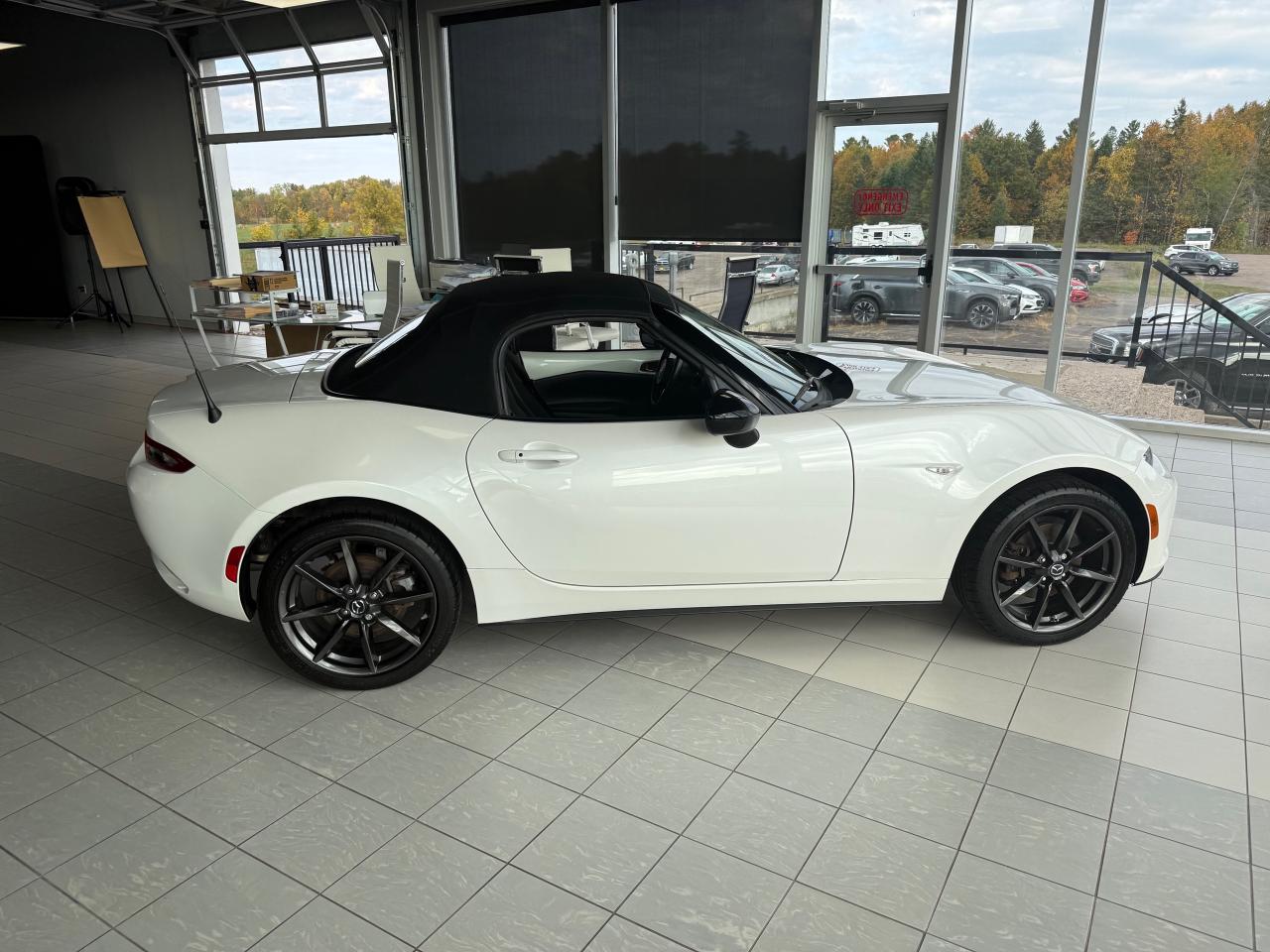 2018 Mazda MX-5 GS (M6) 2dr Convertible Photo