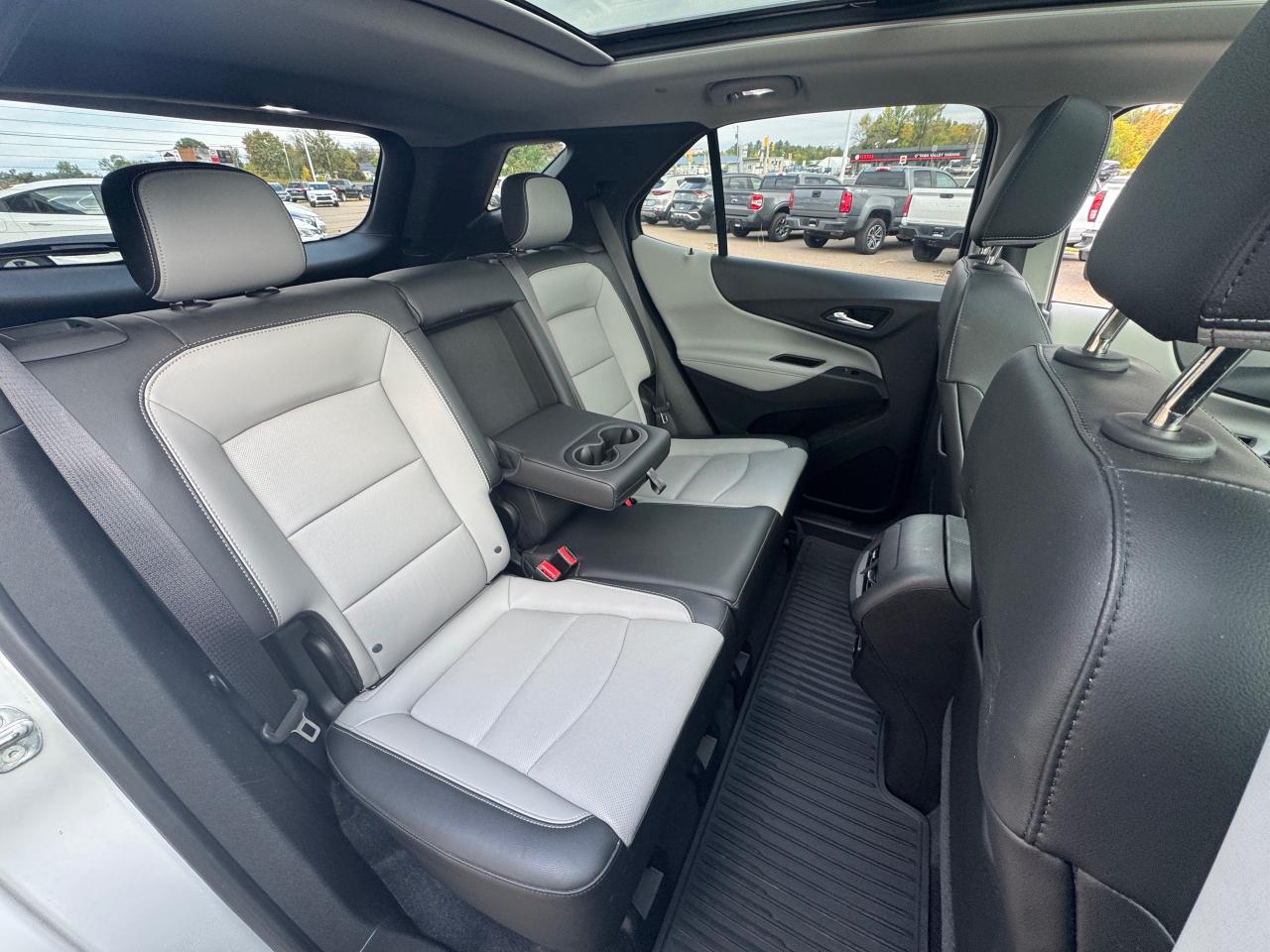 2018 Chevrolet Equinox Premier w/2LZ All-Wheel Drive Photo