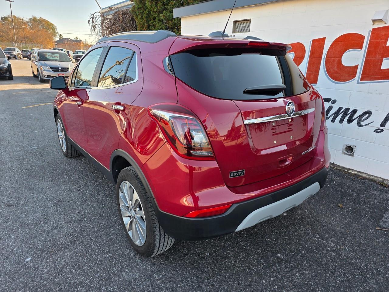 2020 Buick Encore Preferred Front-Wheel Drive Photo4