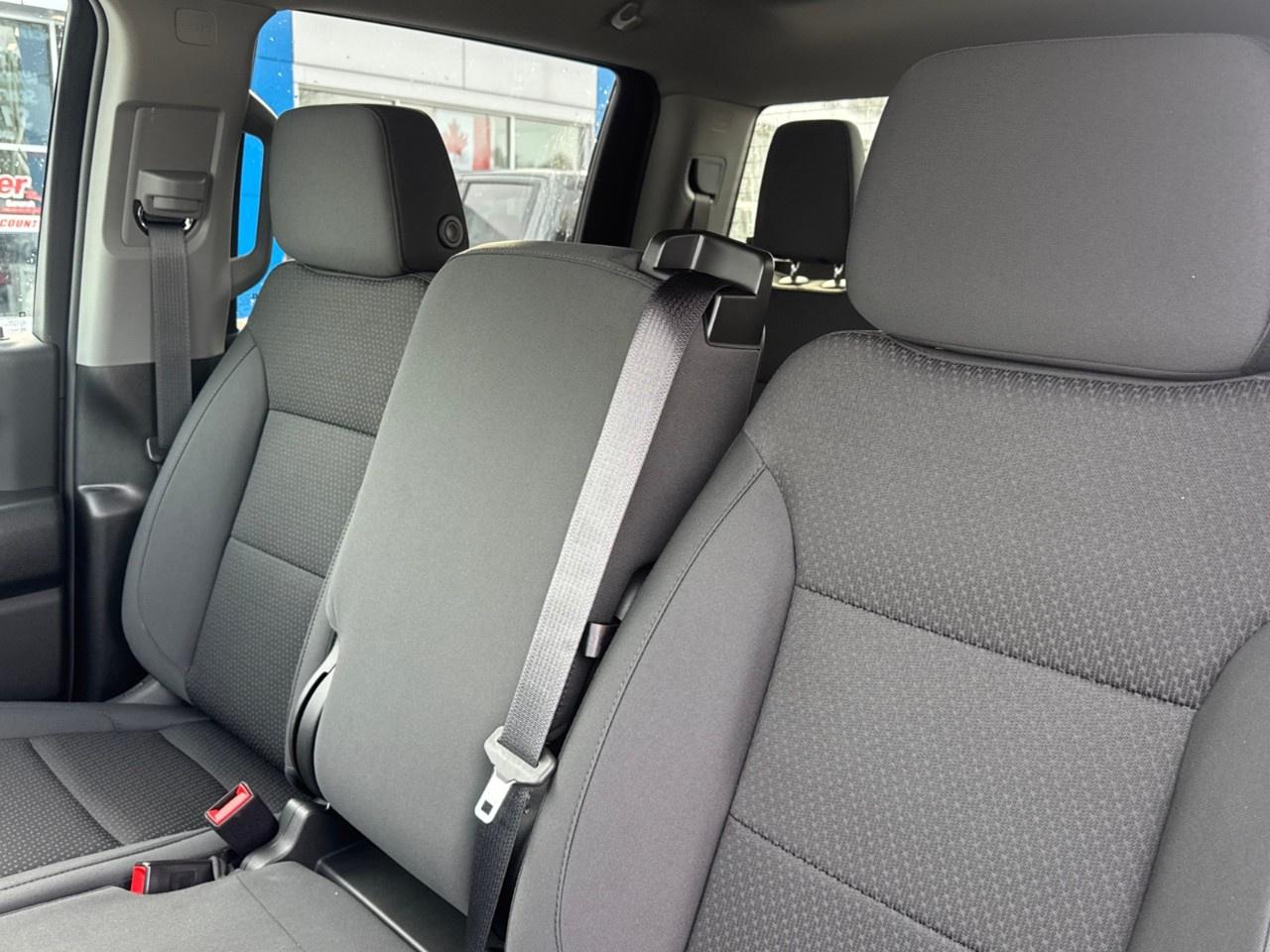 2026 GMC Sierra 1500 Crew Cab Short Box 4-Wheel Drive Pro Photo