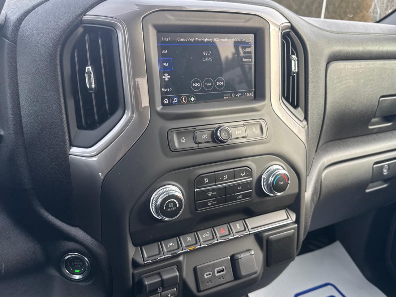 2026 GMC Sierra 1500 Crew Cab Short Box 4-Wheel Drive Pro Photo