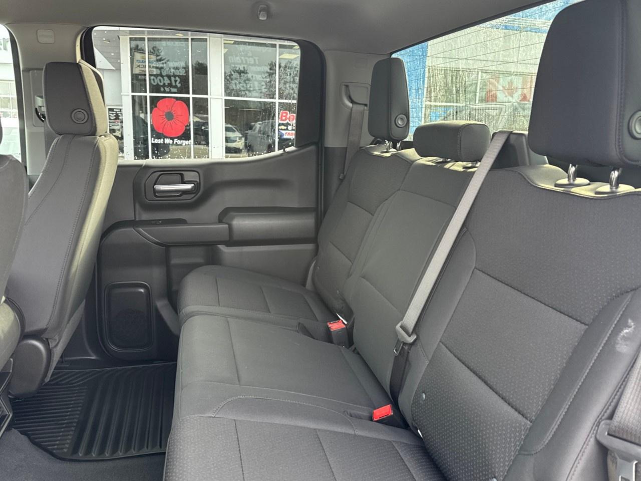 2026 GMC Sierra 1500 Crew Cab Short Box 4-Wheel Drive Pro Photo