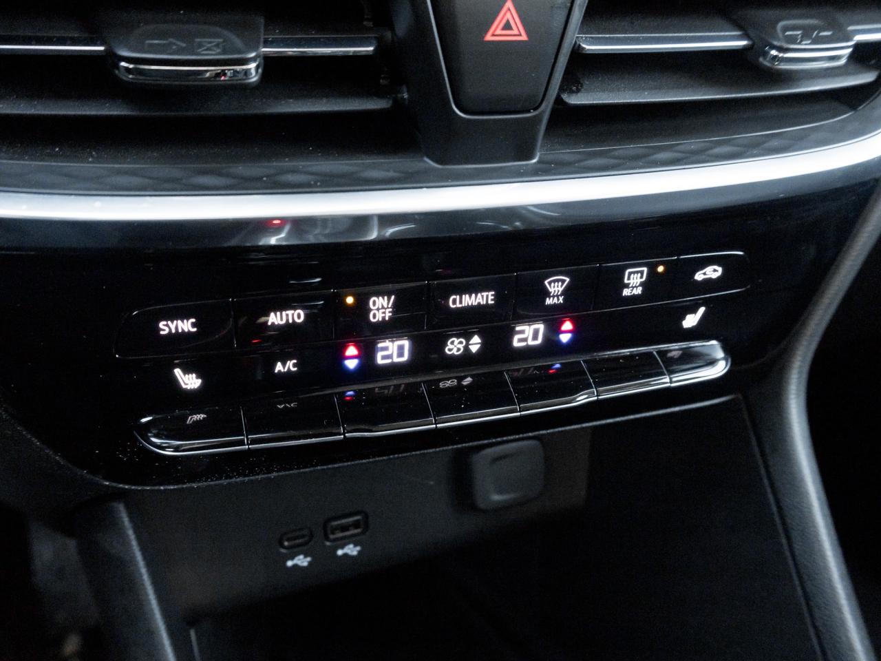 2024 Buick Encore GX Avenir 4dr All-Wheel Drive Photo