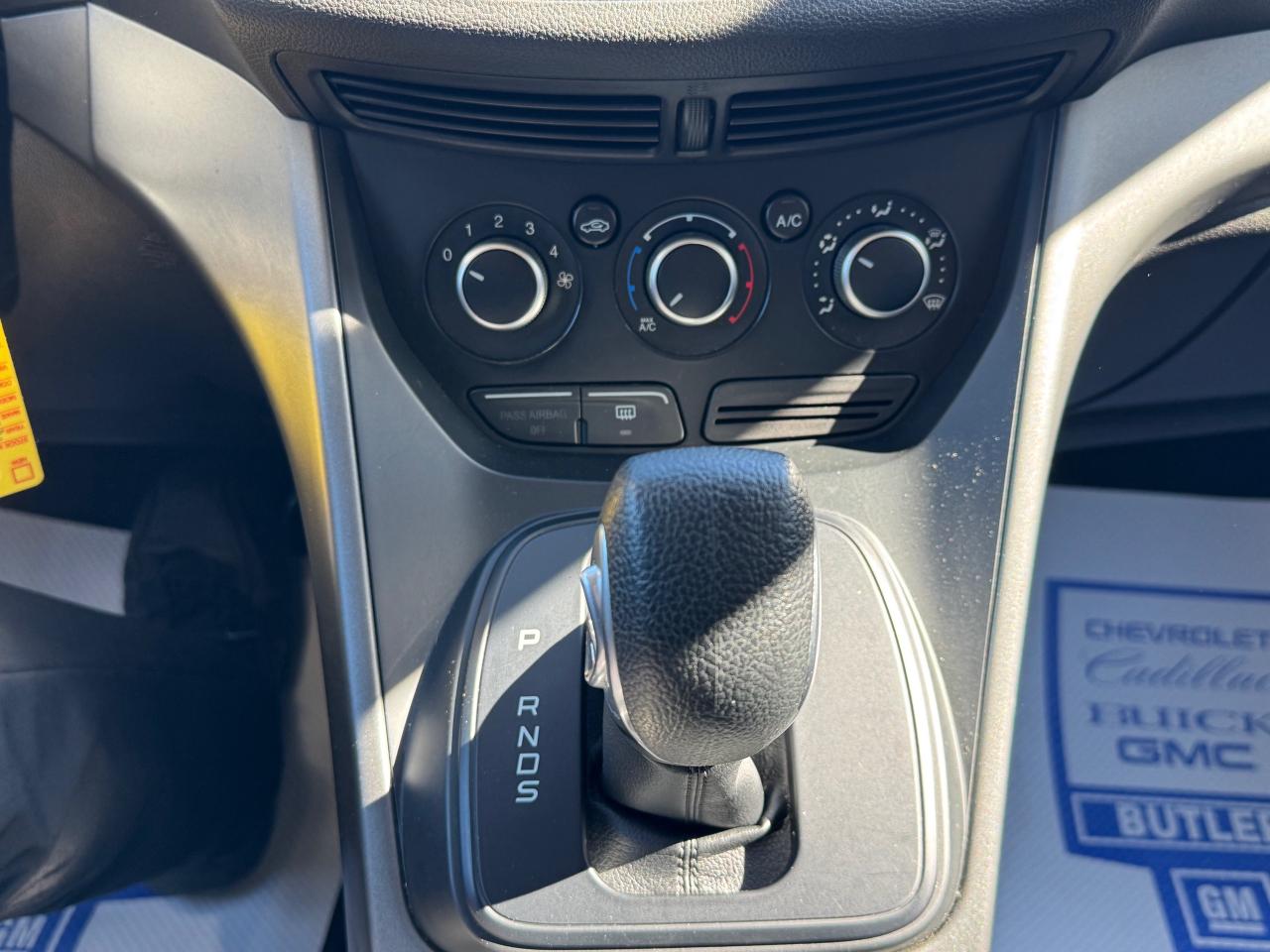 2013 Ford Escape S 4dr Front-wheel Drive Photo