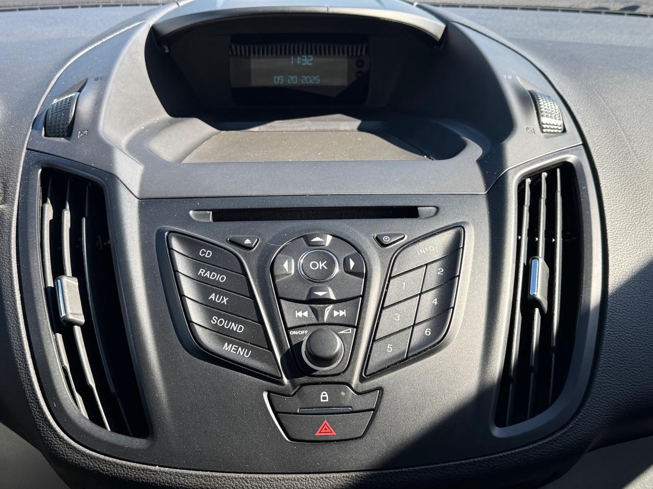 2013 Ford Escape S 4dr Front-wheel Drive Photo