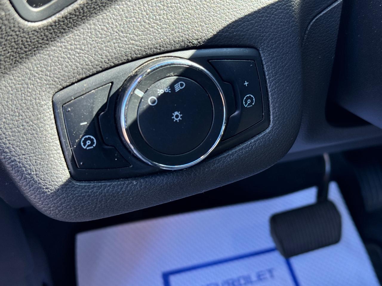 2013 Ford Escape S 4dr Front-wheel Drive Photo