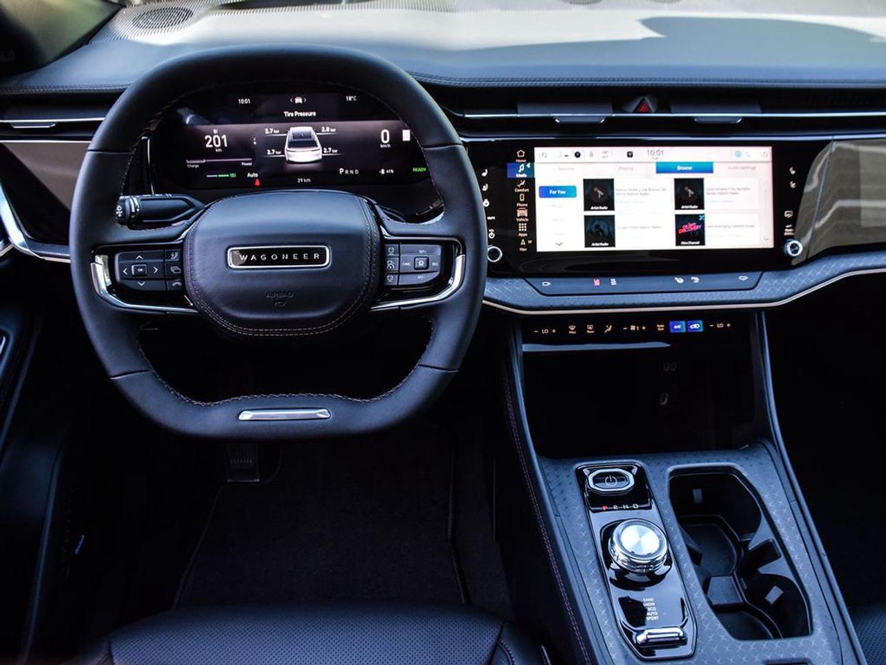 2025 Jeep Wagoneer S Base 4dr 4x4 Photo