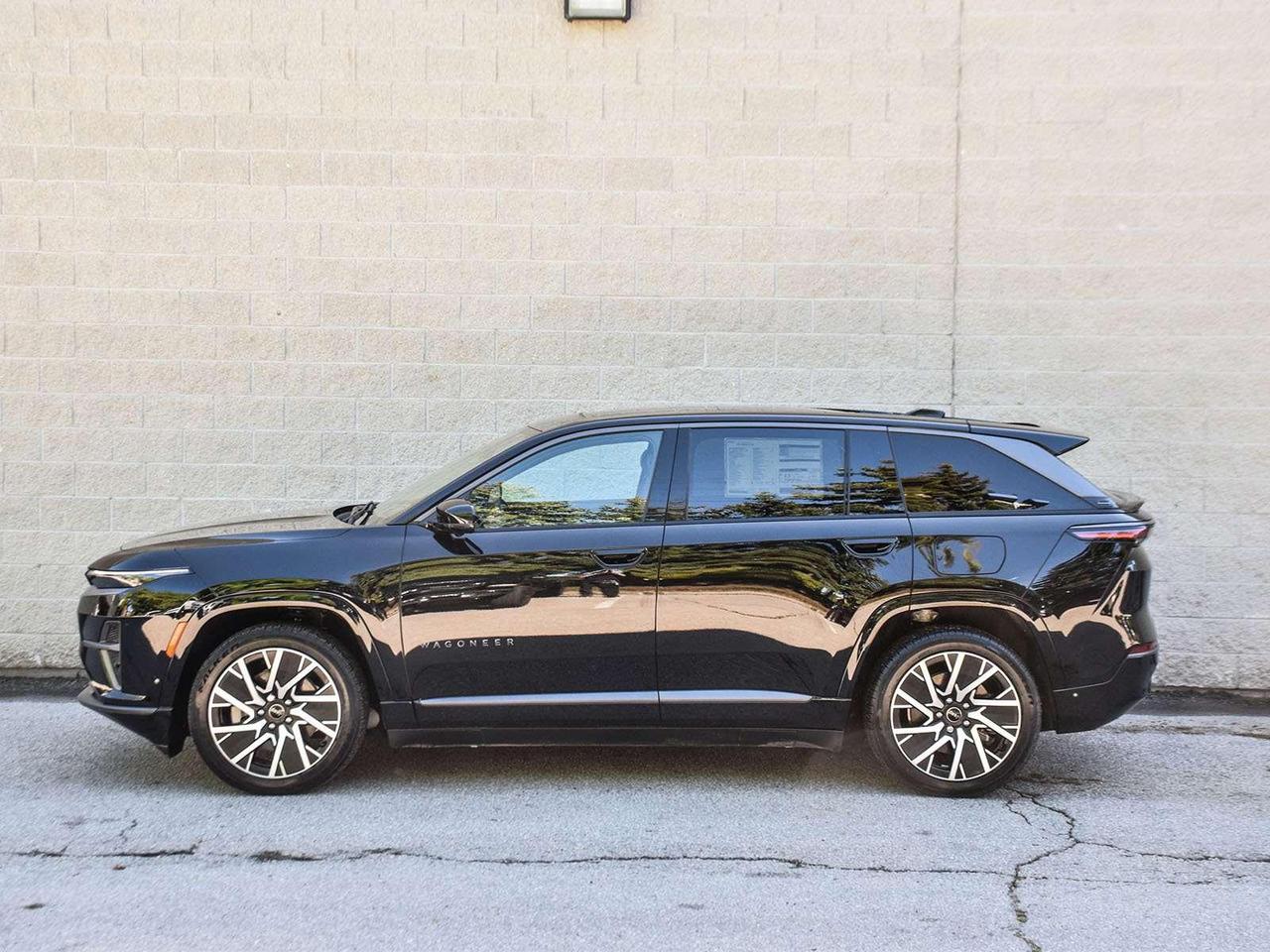 2025 Jeep Wagoneer S Base 4dr 4x4 Photo